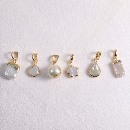 BALL PEARL clip on pendant