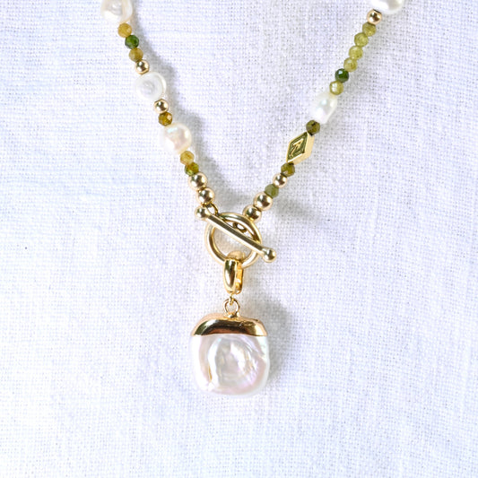 SQUARE PEARL clip on pendant