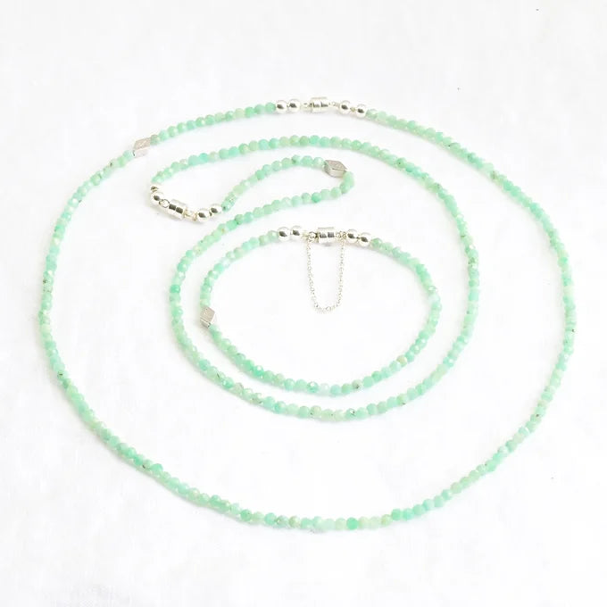 LIGHT EMERALD