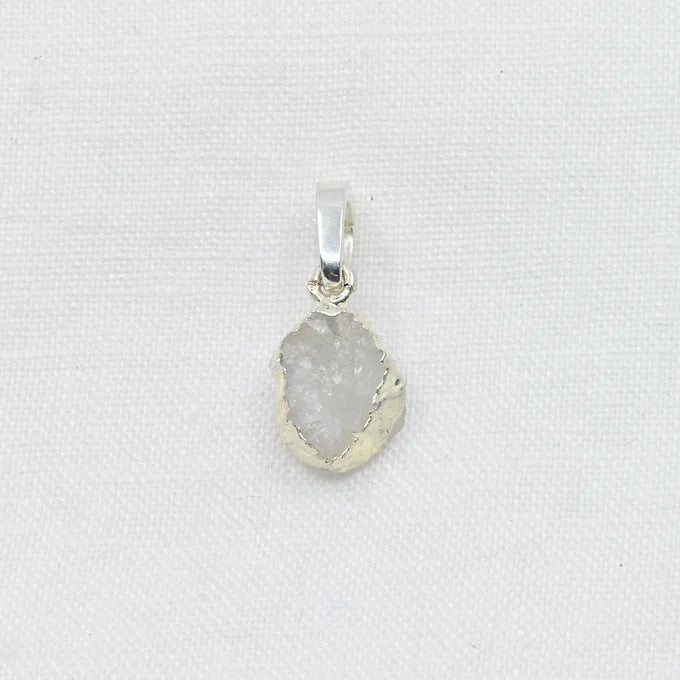 MOONSTONE- CLIP ON