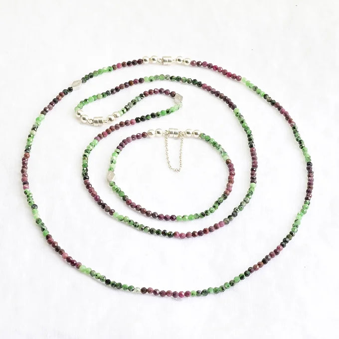 RUBY ZOISITE