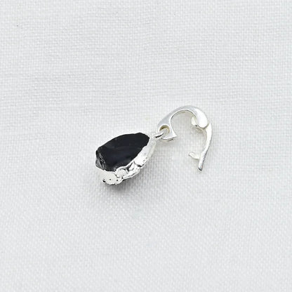 BLACK SPINEL- CLIP ON
