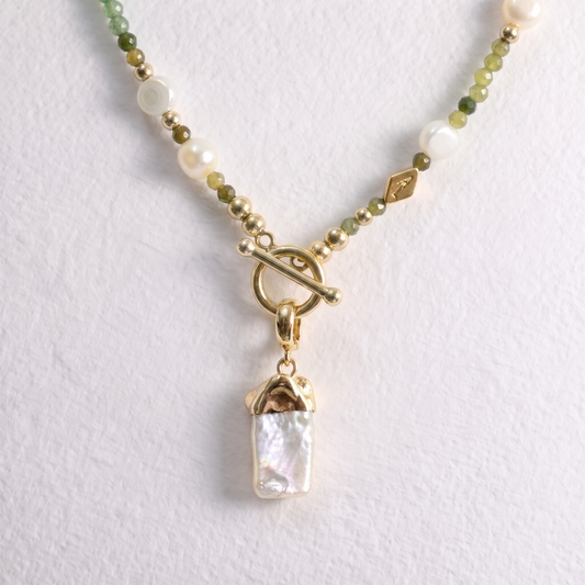 OBLONG PEARL clip on pendant