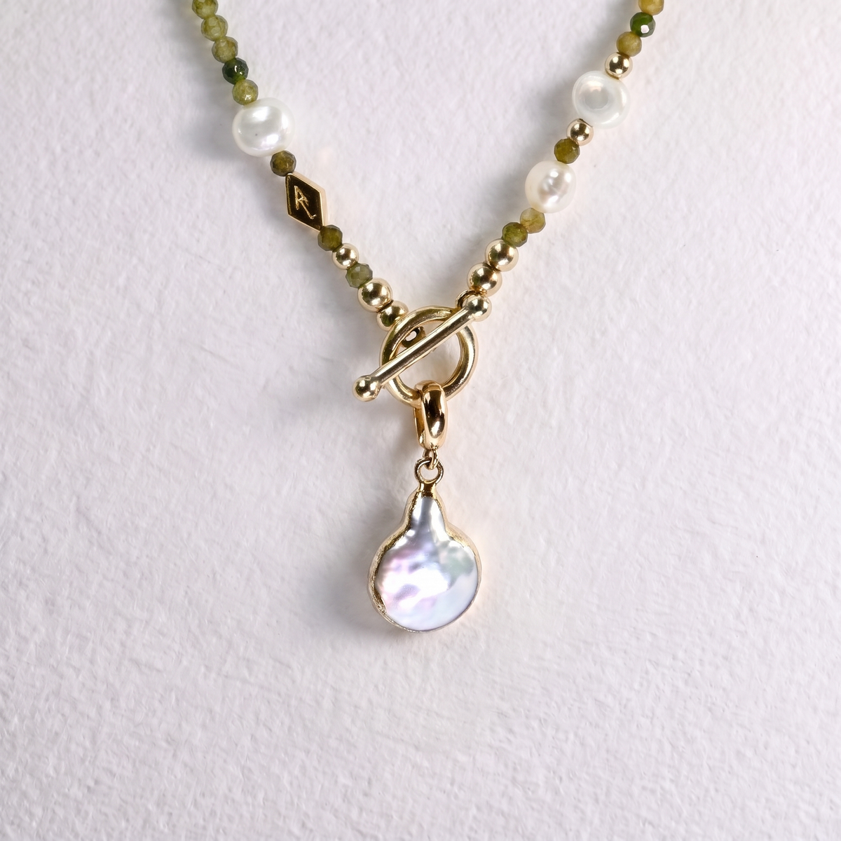 PEAR PEARL clip on pendant