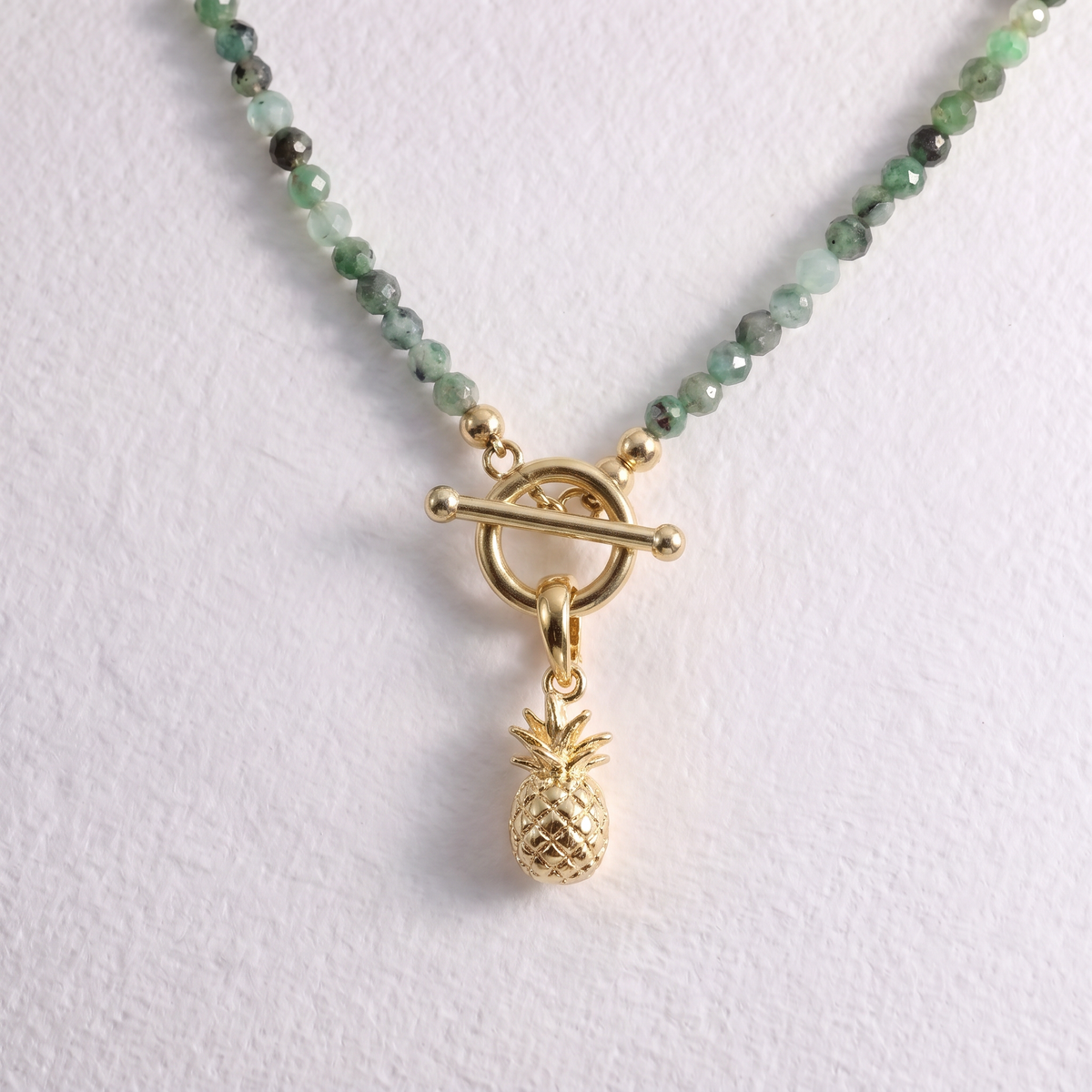 GOLD PINEAPPLE clip on pendant