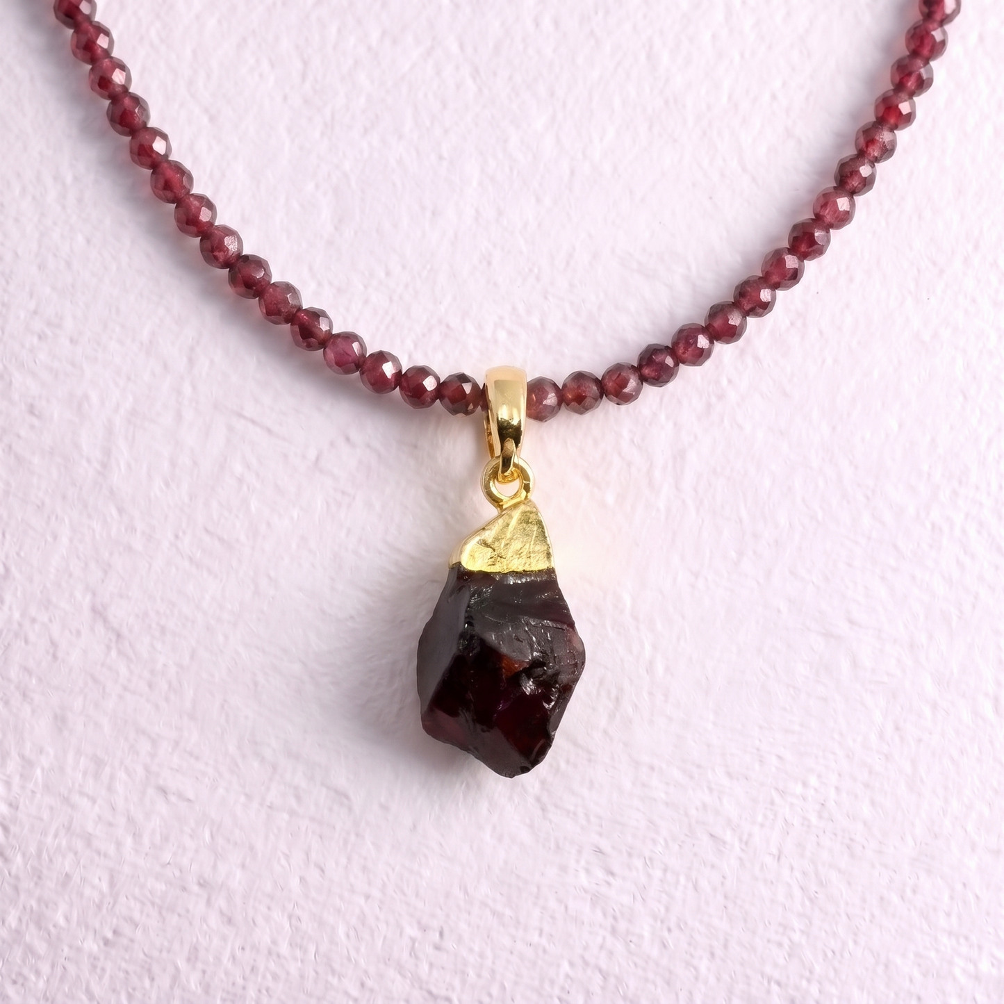 GARNET & GOLD clip on pendant