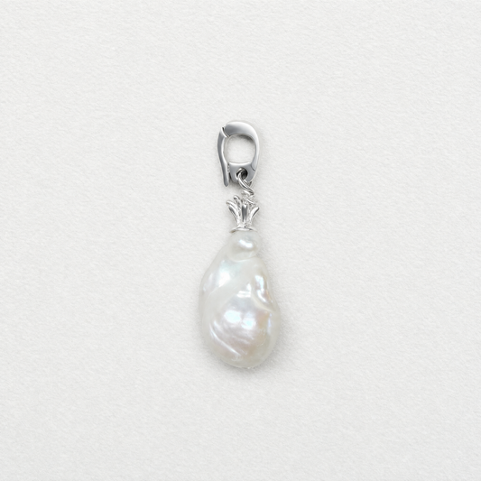 PINEAPPLE PEARL - freshwater pearl clip on pendant